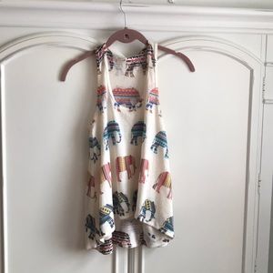 Patterned elephant tank